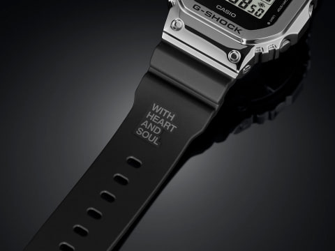 カシオ、石川遼選手とコラボした「G-SHOCK GM-5600RI20」発売