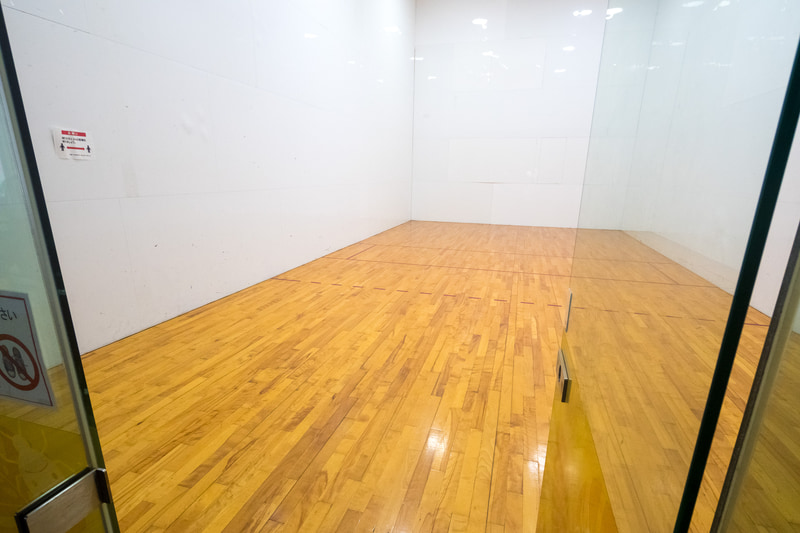 プールや体育館、ジムなどを備えるスポーツ施設「ペアーレ」