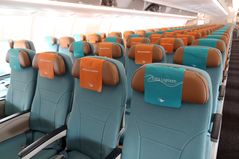 エコノミークラスのシート