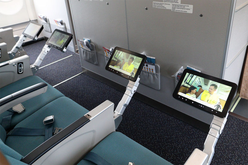 新しくなったエコノミークラスのモニターは10インチ