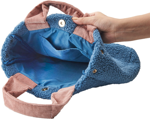 ドラえもん」50周年記念、もこもこボアのトートバッグ - トラベル Watch