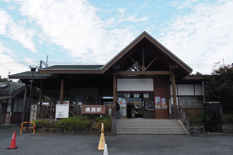 西武秩父線 横瀬駅。ここから徒歩で会場に向かう
