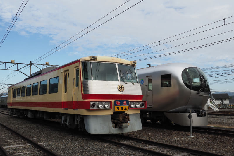 1996年に西武での運転を終了した5000系レッドアロー