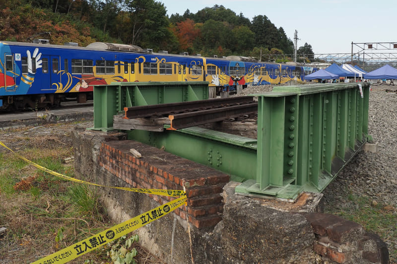かつての山手跨線橋が保存されていた