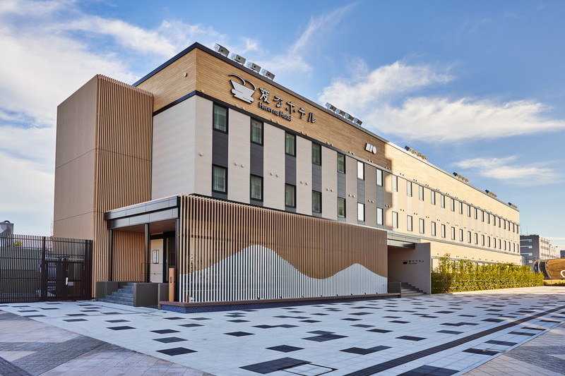 H.I.S.ホテルホールディングスが「変なホテル 小松駅前」を開業する