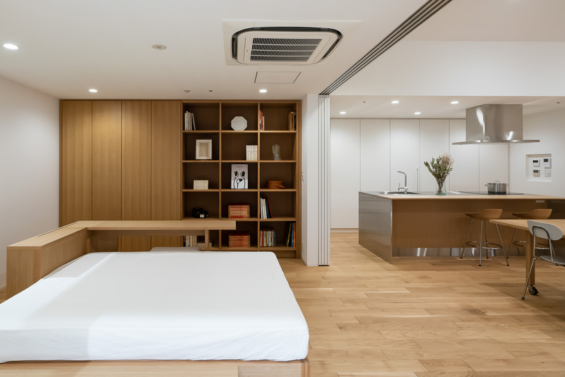 ベッドルームとダイニングの繋がり。スライドドアで仕切ることも可能