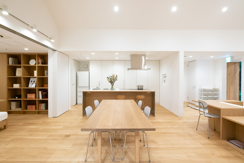 ダイニング・キッチンが中央になる