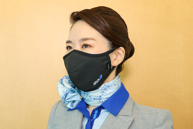 ANAがロゴ入りマスクを発売する