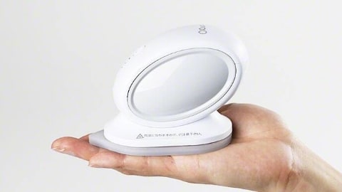 【美品】ポータブルアイロン クルラ　ポケツムリ コードレス Amazon | Qurra(POKETUMURI) アイロン コードレス 充電式