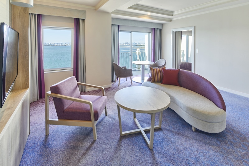 デラックススイートルーム（定員2名、100m<sup>2</sup>）