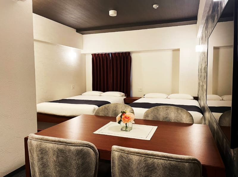 グランドツイン（31m<sup>2</sup>/定員4人）