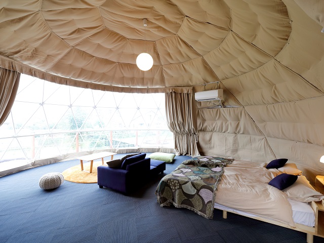 2・4・8ベッドの3つの部屋タイプが利用可能