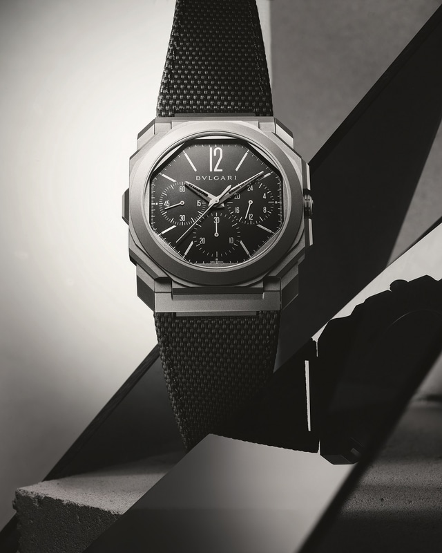 「オクトフィニッシモ クロノグラフ GMT チタニウム」