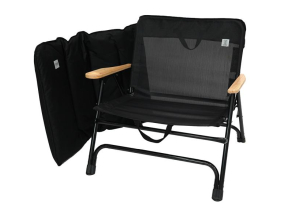 ビーズ、幅広の1人掛け「ユトリチェア」。子供と一緒に座れる1.5人掛け