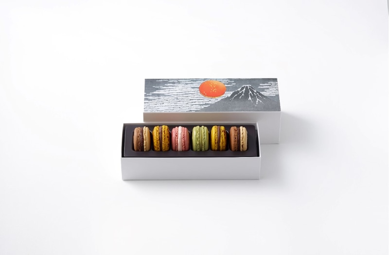 Made in ピエール・エルメ「マカロン6個詰合わせ」