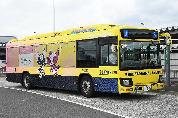 成田空港のターミナル連絡バスで無料Wi-Fiの提供を開始