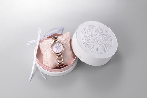 シチズン、「クロスシー」25周年記念モデル3月8日世界数量限定発売