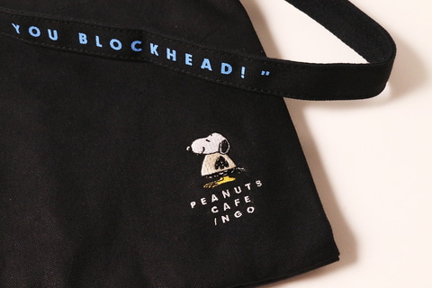 Peanuts Cafe 名古屋 ペリカンズ グッズ2月日発売 コミックに一度しか登場しないペリカン姿のスヌーピー ぬいぐるみ バッグ グラスなどをラインアップ トラベル Watch