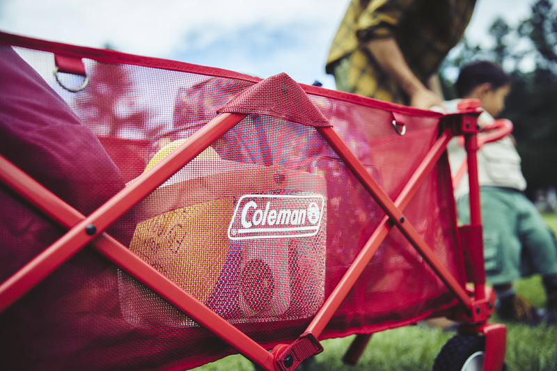 濡れても乾きやすく汚れが落ちやすいメッシュ素材