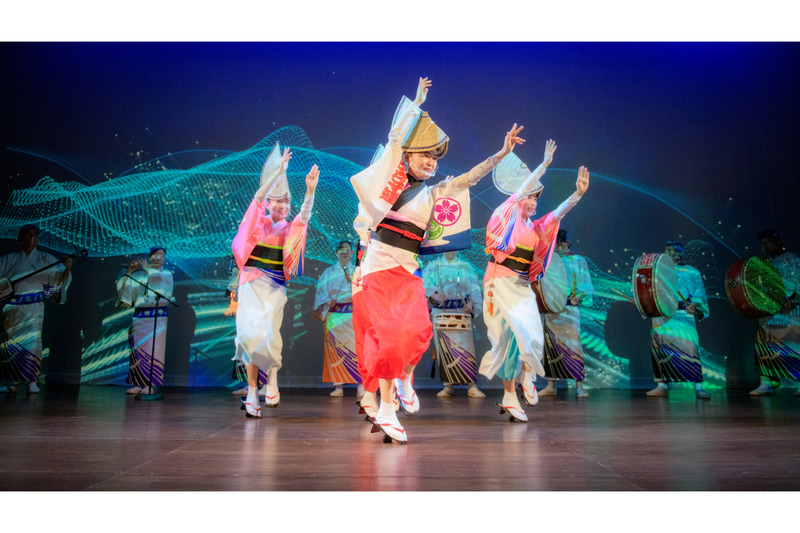 ネイキッドが演出を手がけた「光も踊る 東京高円寺阿波おどり plus＋」