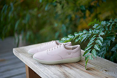 7タイプ18色をラインアップ