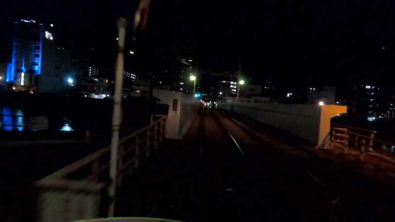 広電天満橋は路面電車専用の橋であるため、レアな体験（？）だ