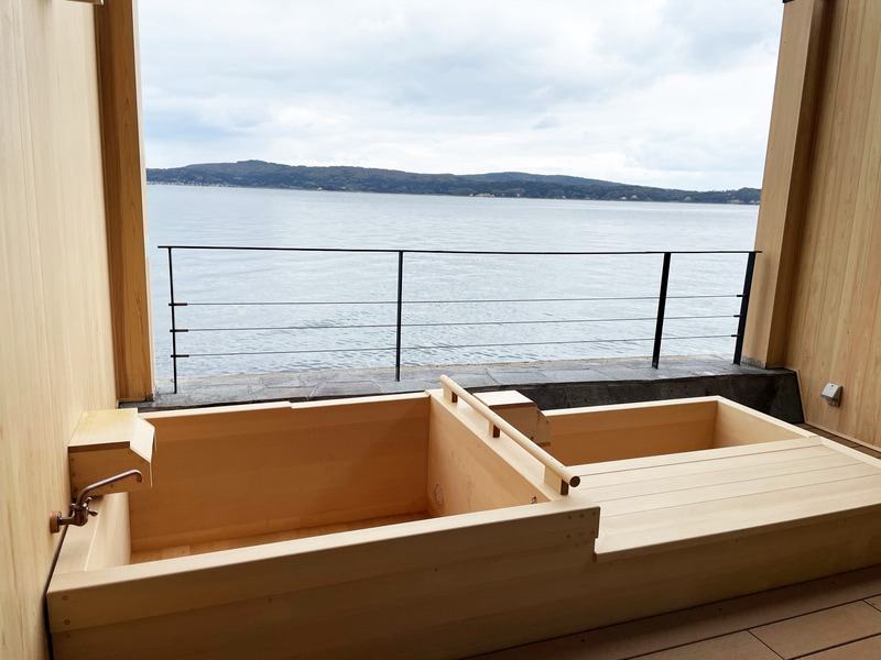 天然温泉露天風呂