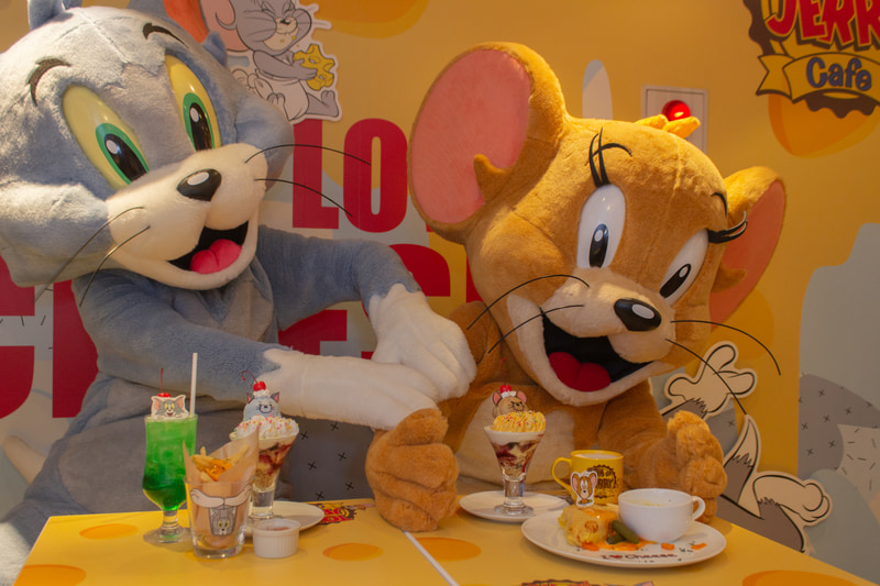 オープン前にトムとジェリーも来店した