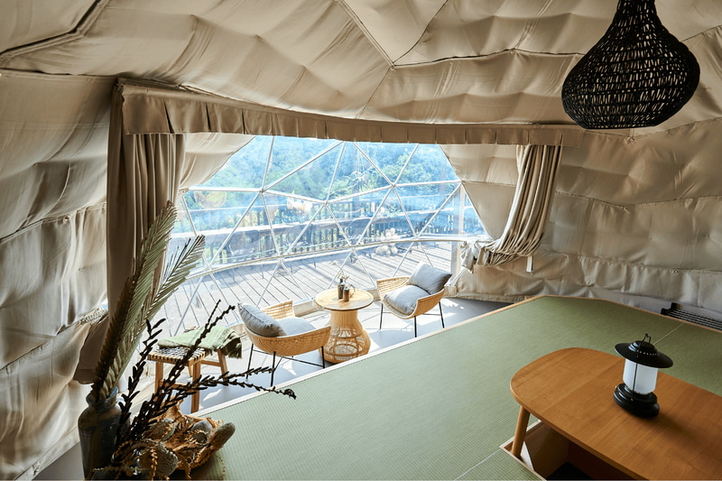 畳など和のテイストを盛り込んだ「RURI（ルリ）」