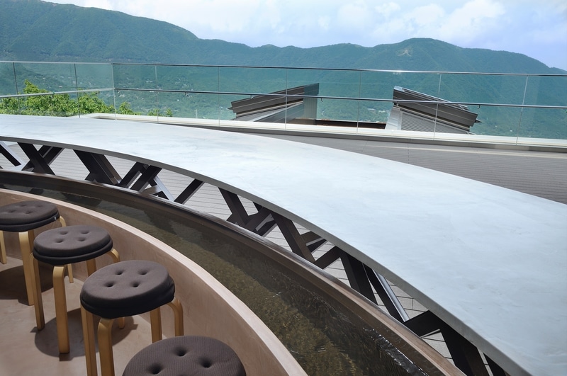 「cu-mo箱根」足湯