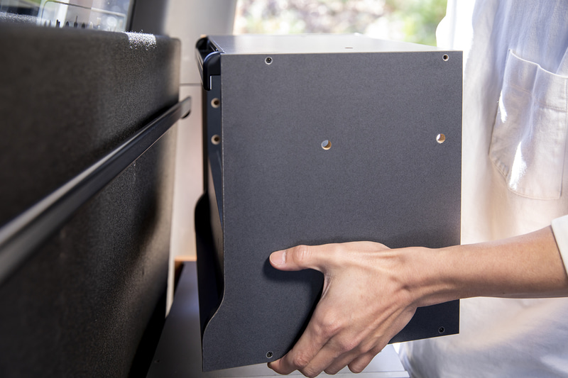 工具を使わず取り付け＆取り外し