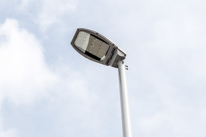 こちらもLED照明になる