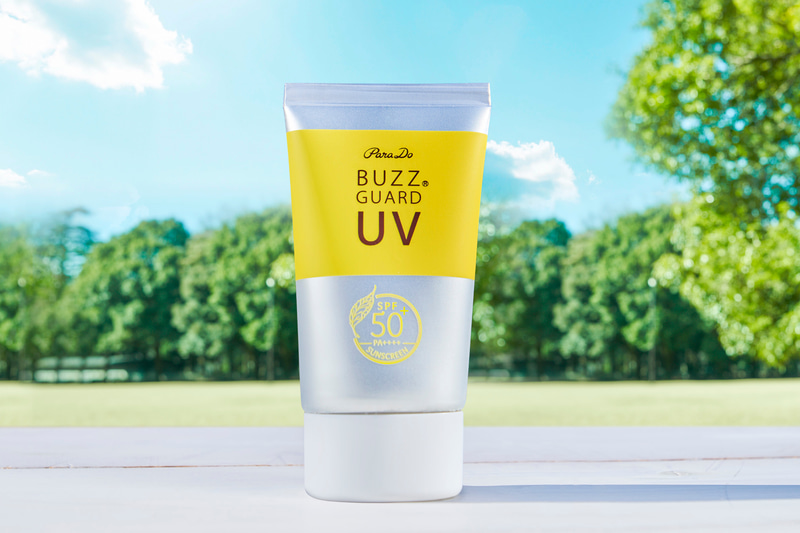 パラドゥはUVジェル「パラドゥ バズガードUV N」を3月29日にセブン-イレブンで発売する