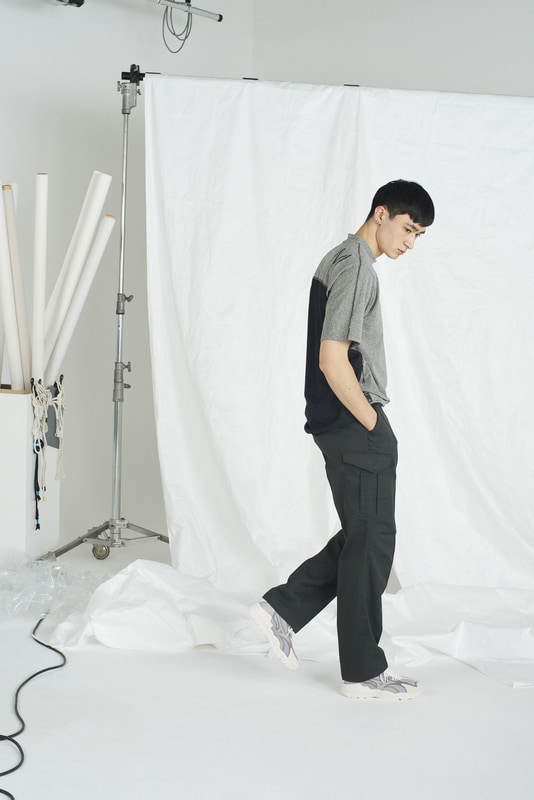 シャツ「Triporous FIBER:マルチパーパスTシャツ」（1万780円）