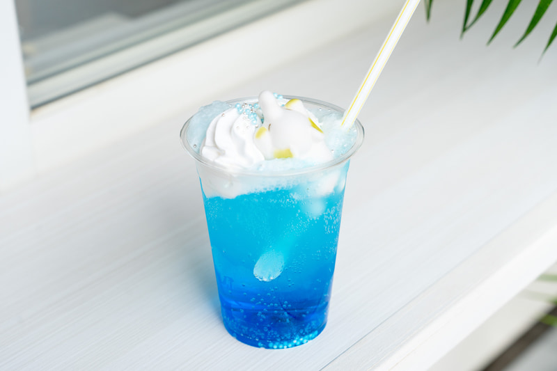 スプラッシュゾウダはゾウの形をしたマシュマロ付き（850円）