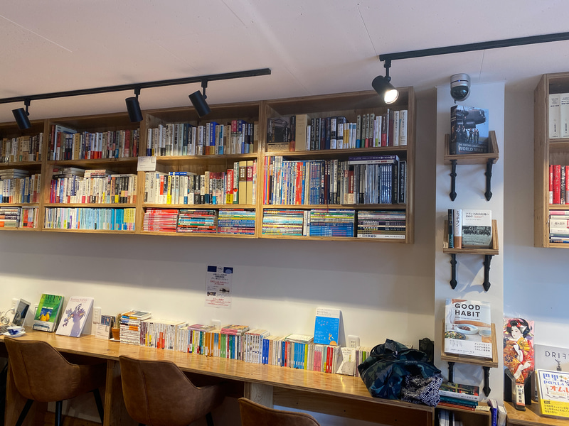 「ドレッドノート」の店内