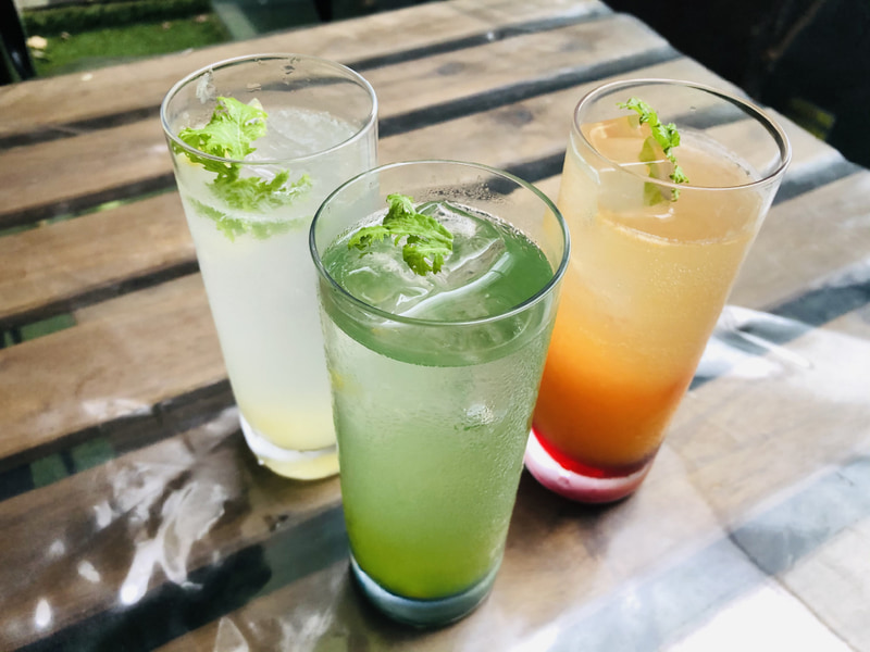 併設されたレストラン「THE CARINO OKINAWA」では6種類のオリジナルカクテルを提供する