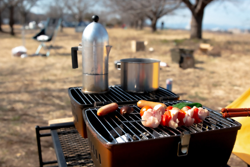 開くと2面のグリルになる