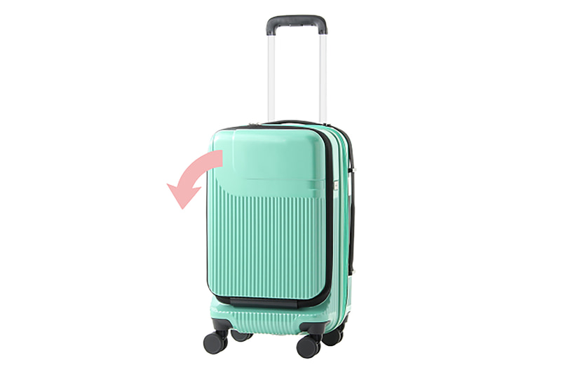 本体開閉はフロントオープン式で立てたままの状態で荷物を出し入れ可能