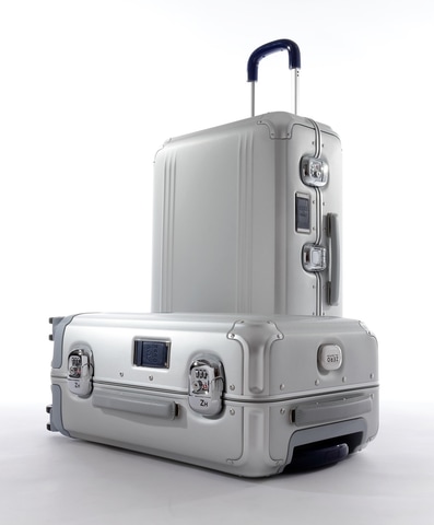 ANA×ゼロハリのスーツケース。オリジナル刻印・内装カラーで2サイズ