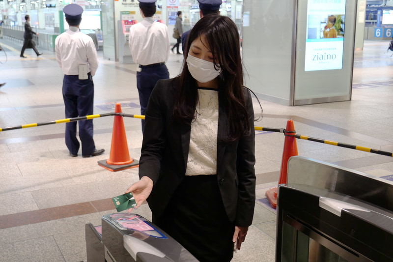 Visaのタッチ決済に対応したカードを持っていれば、事前登録不要で利用できる