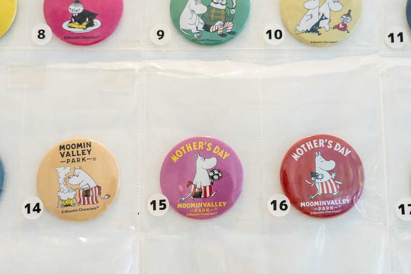 気軽にできるムーミンバレーパークオリジナルバッチ作りは500円。種類も豊富です