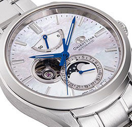 マザーオブパールのダイヤル