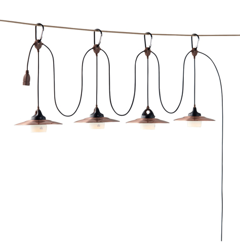 ロゴス、USBで連結できるランタン。シェード付きタイプと裸電球