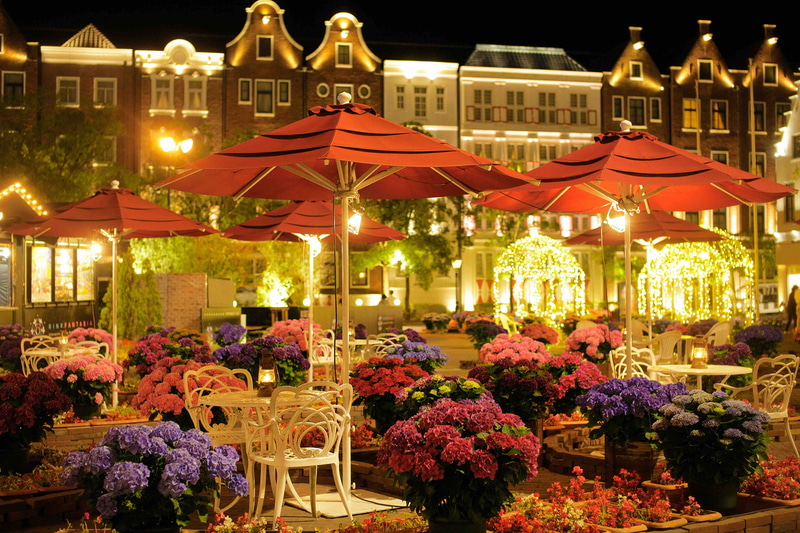 ウェルカムエリアのリンダで販売する「あじさい祭限定ベア」