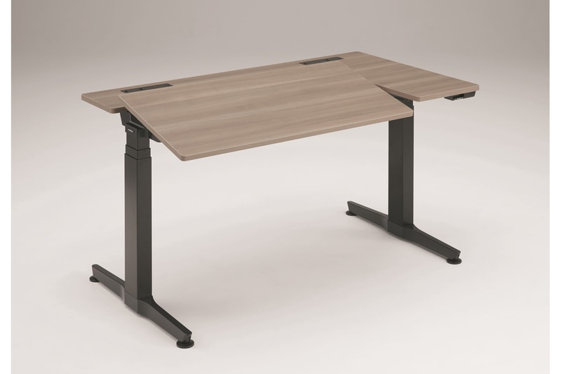 オカムラのオフィスデスク「REGAS（リーガス）」