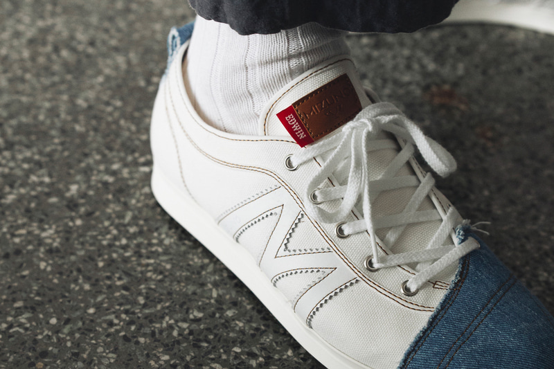 MIZUNO SCHOOLTRAINER EDWIN（D1GG213201）