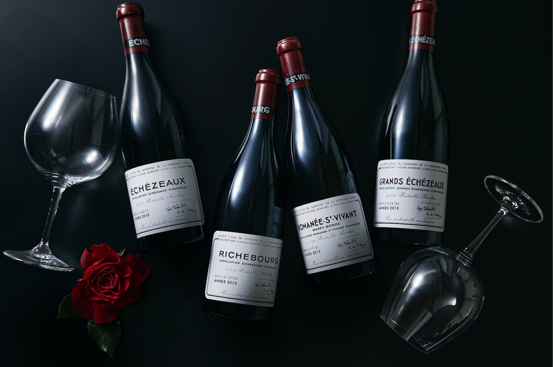 約500種類のお酒を揃える