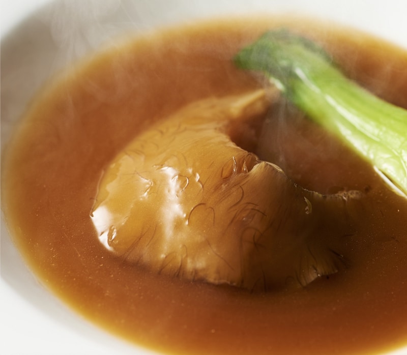 100種類の和・洋・中のホテルグルメを楽しめる