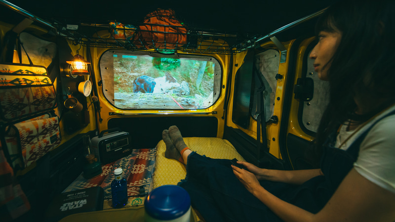 夜のキャンプ場は静かなのでボリュームに注意。消灯時間を守って楽しんでください